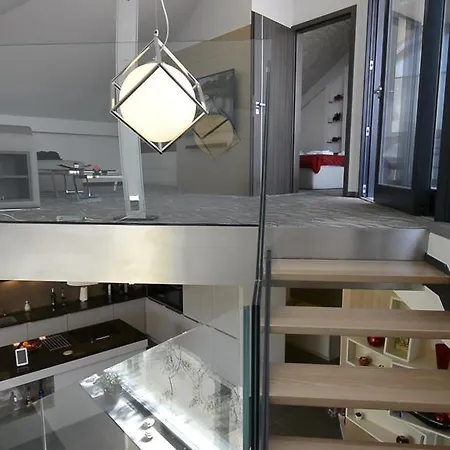 Park Executive Apartment *
